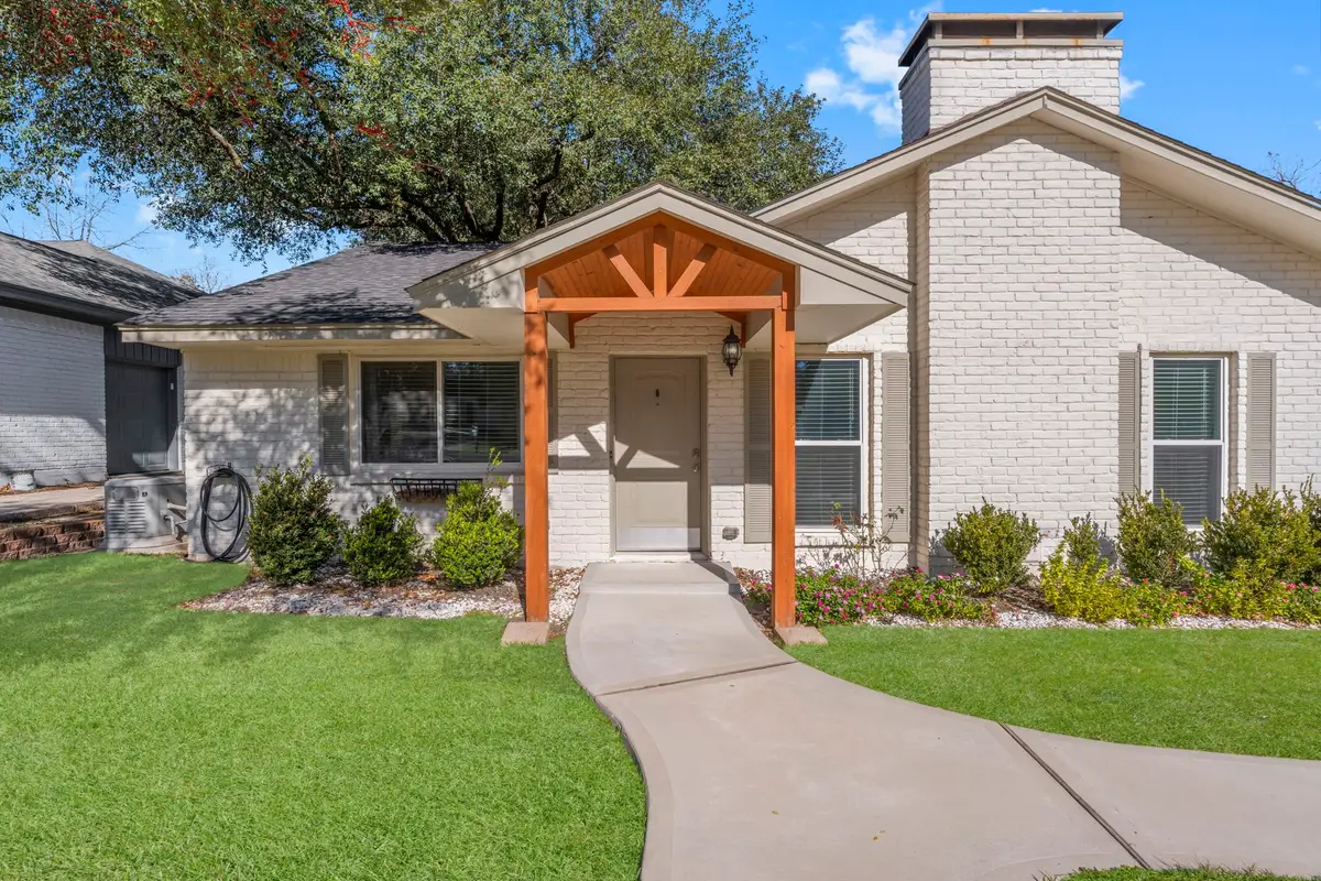 56 Greentree Lane, Conroe, TX 77304 - Image #1