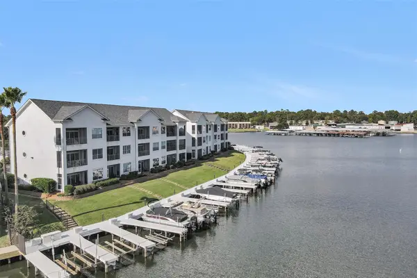 168 Lake Point Boulevard #104, Montgomery, TX 77356