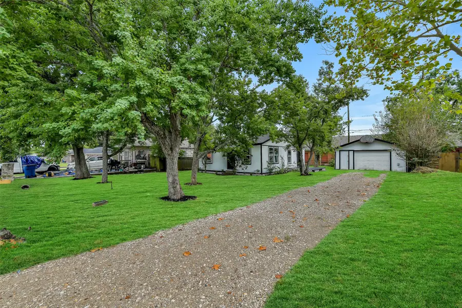 2505 29th Avenue N, Texas City, TX 77590 - #3