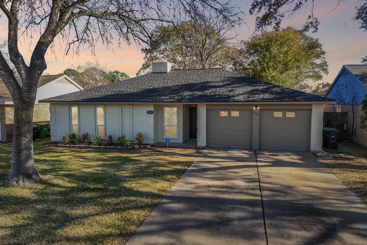 950 Buoy Road, Houston, TX 77062 - Image #1