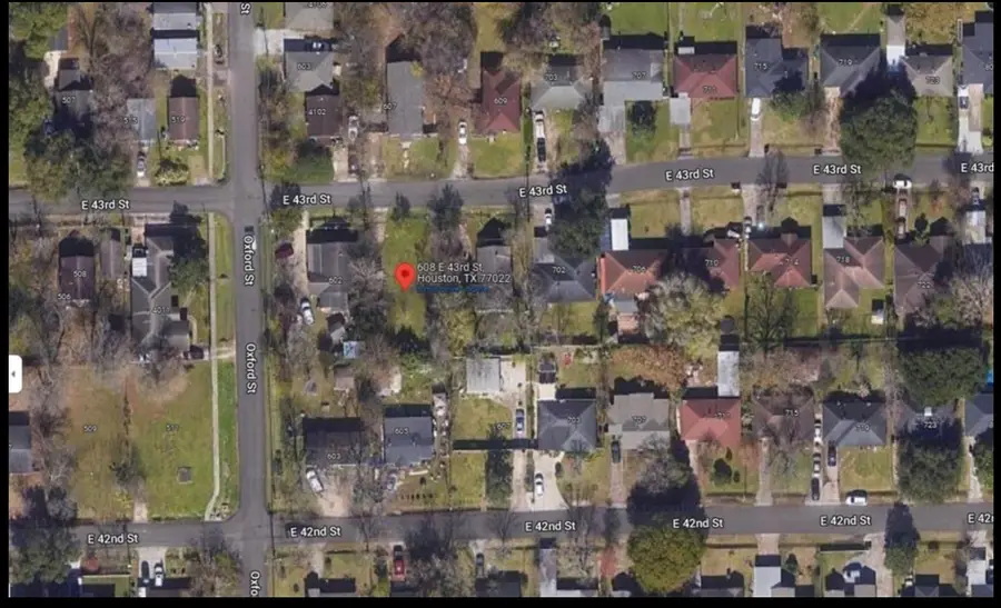606 & 608 E 43rd Street, Houston, TX 77022 - Image #2