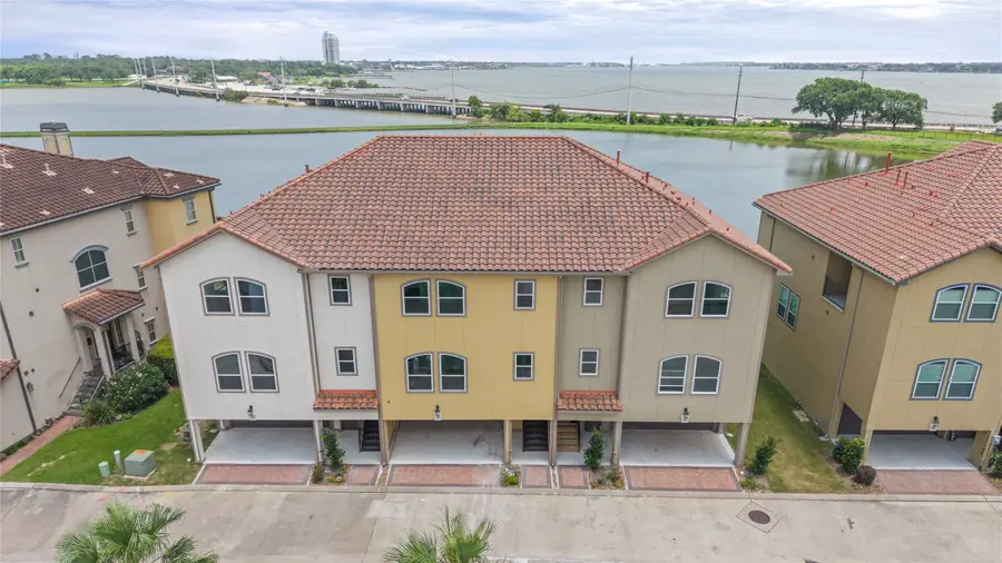 37 Armand Shore Drive, Pasadena, TX 77058 - #3