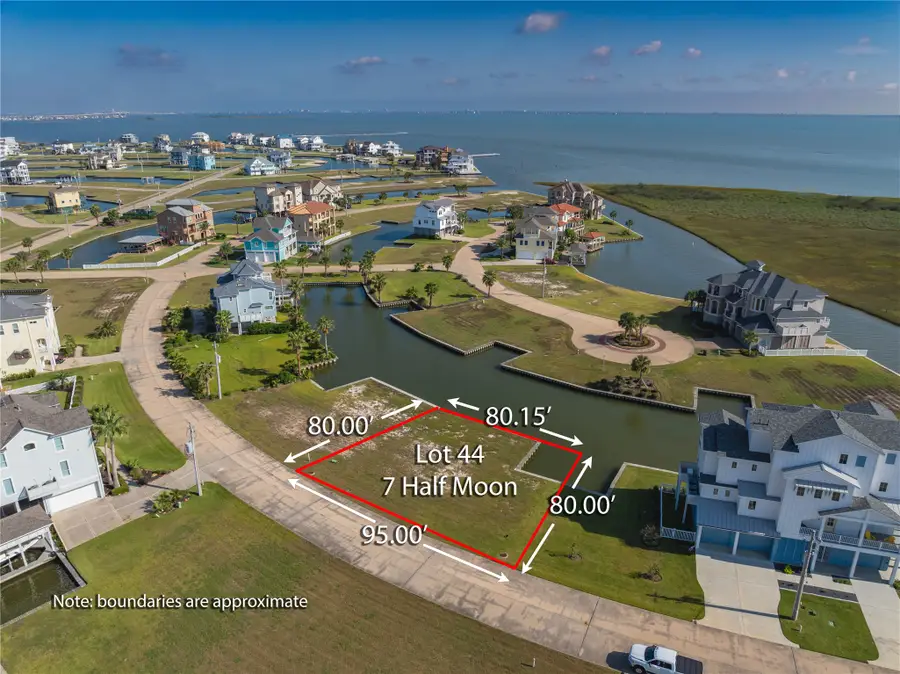 7 Half Moon, Hitchcock, TX 77563 - Image #2