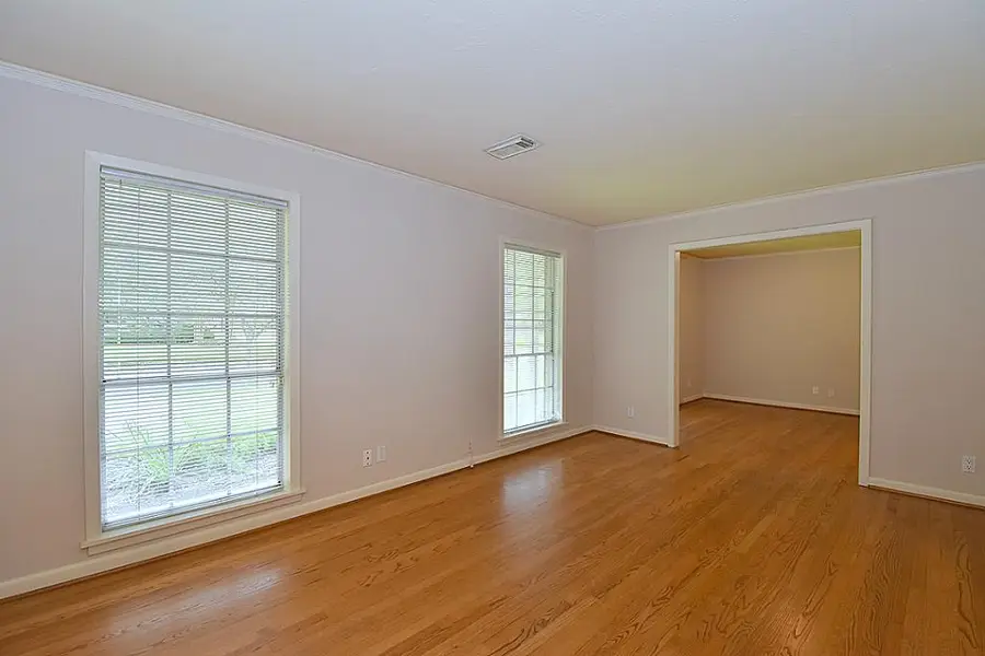 5103 Briarbend Drive, Houston, TX 77035 - #2