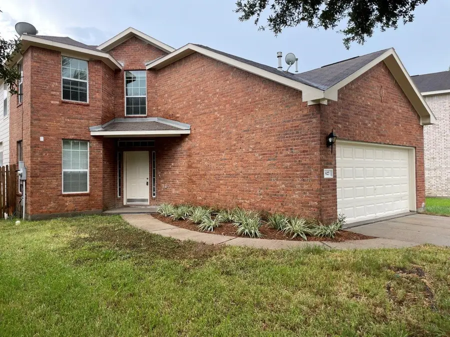 827 Chase View Drive, Bacliff, TX 77518 - Image #2