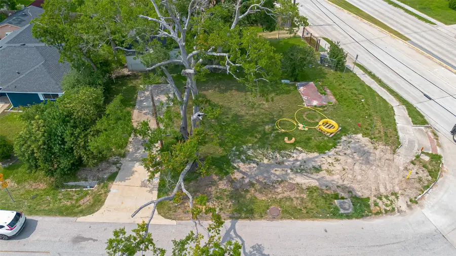 9905 Fulton Street, Houston, TX 77076 - Image #2