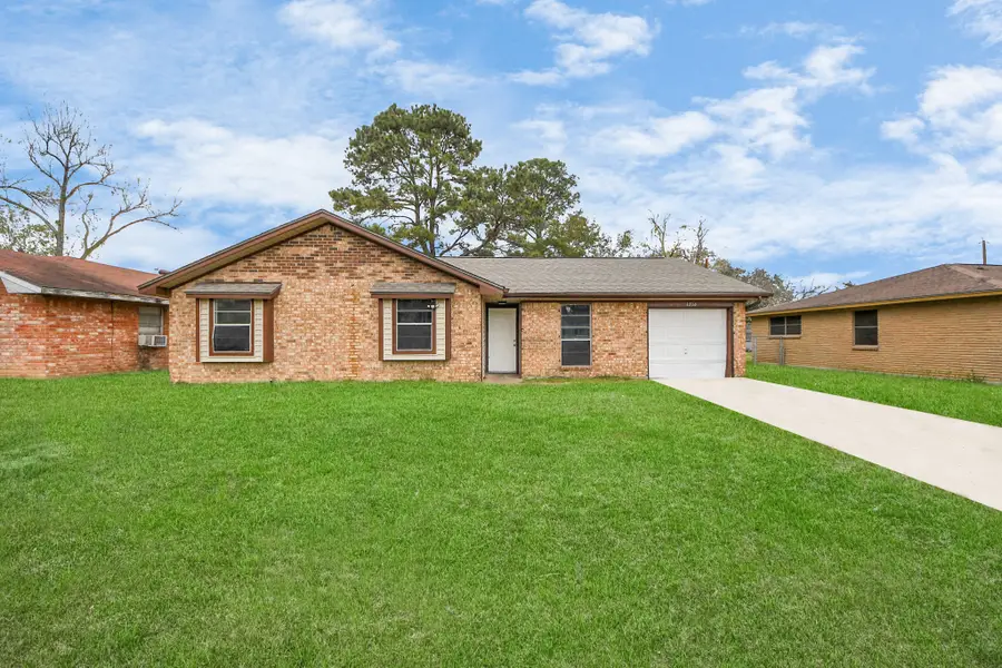 1716 Carver Avenue, Richmond, TX 77469 - Image #2