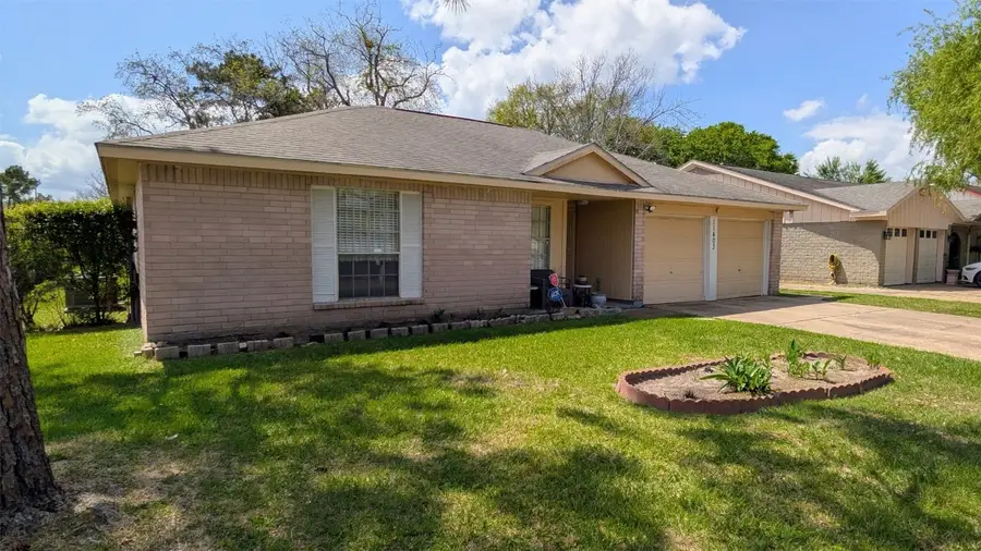 11403 Spring Grove Drive, Houston, TX 77099 - #2