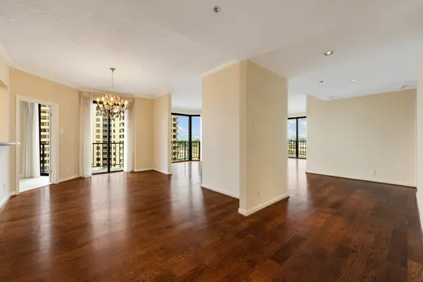 3350 Mccue Road #802, Houston, TX 77056
