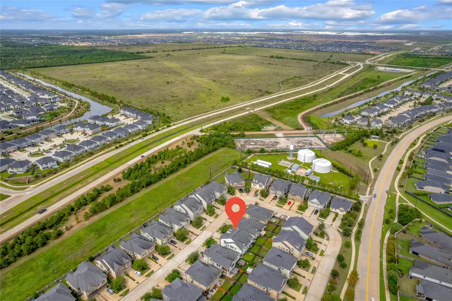 5527 Purple Meadow Lane, Fulshear, TX 77441 - #2