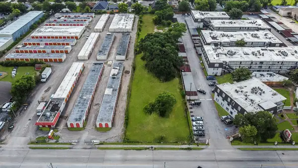 1051 Burke Road, Pasadena, TX 77506