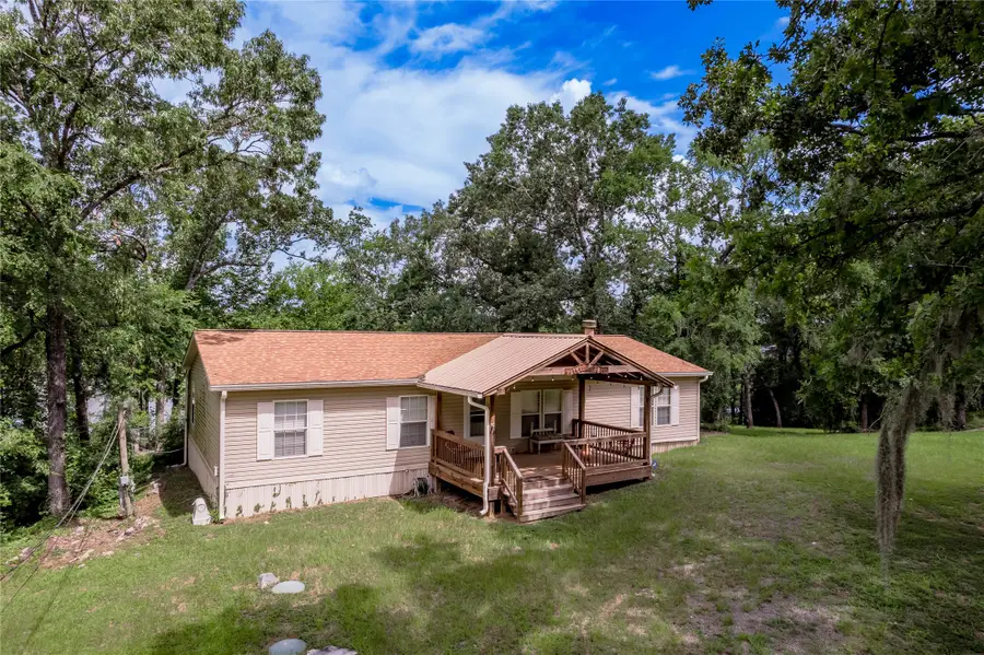 221 Chestnut Bend, Huntsville, TX 77320 - Image #3