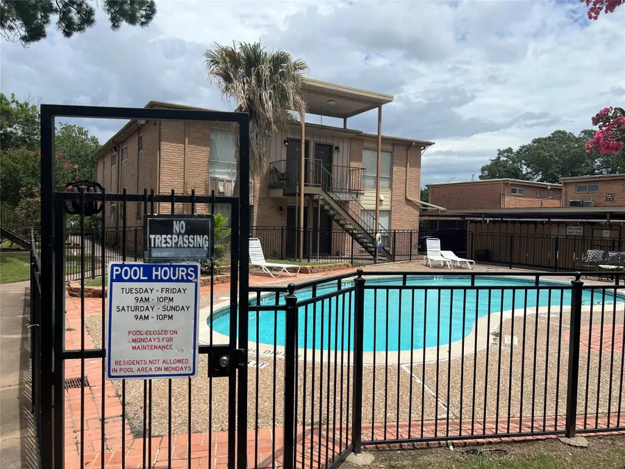 8110 Albacore Drive #38, Houston, TX 77074 - Image #2