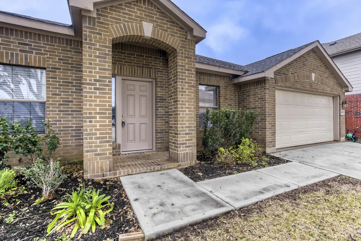 16919 Canyon Springs Lane, Friendswood, TX 77546 - Image #1