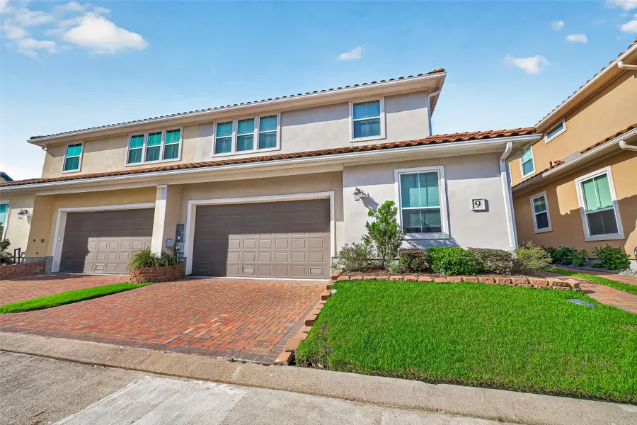 9 W Oaks Drive, Houston, TX 77058 - #3