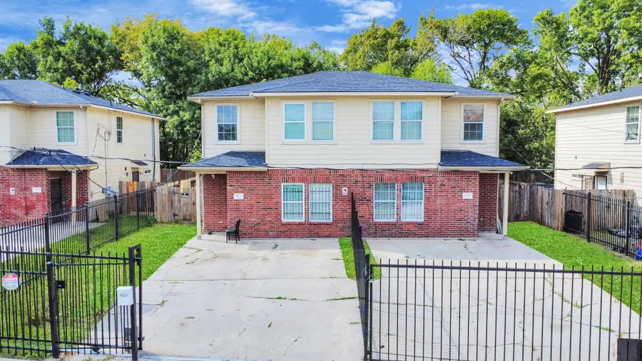 8126 Jutland Road, Houston, TX 77033 - Image #2