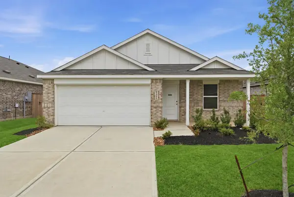 9311 Coral Trout Way, Baytown, TX 77521