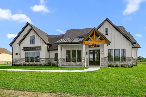 469 Ruby Drive, Bellville, TX 77418