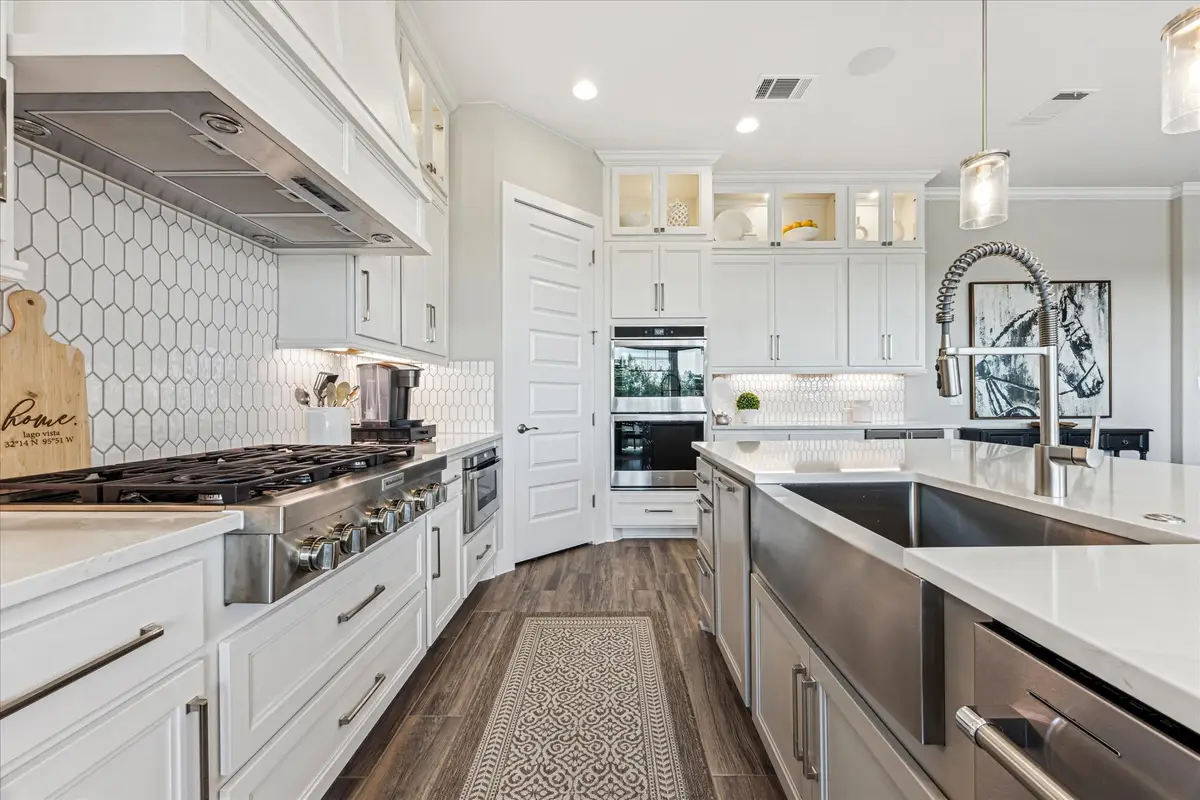 6821 Little Serenity Cove, Lago Vista, TX 78645 - #1