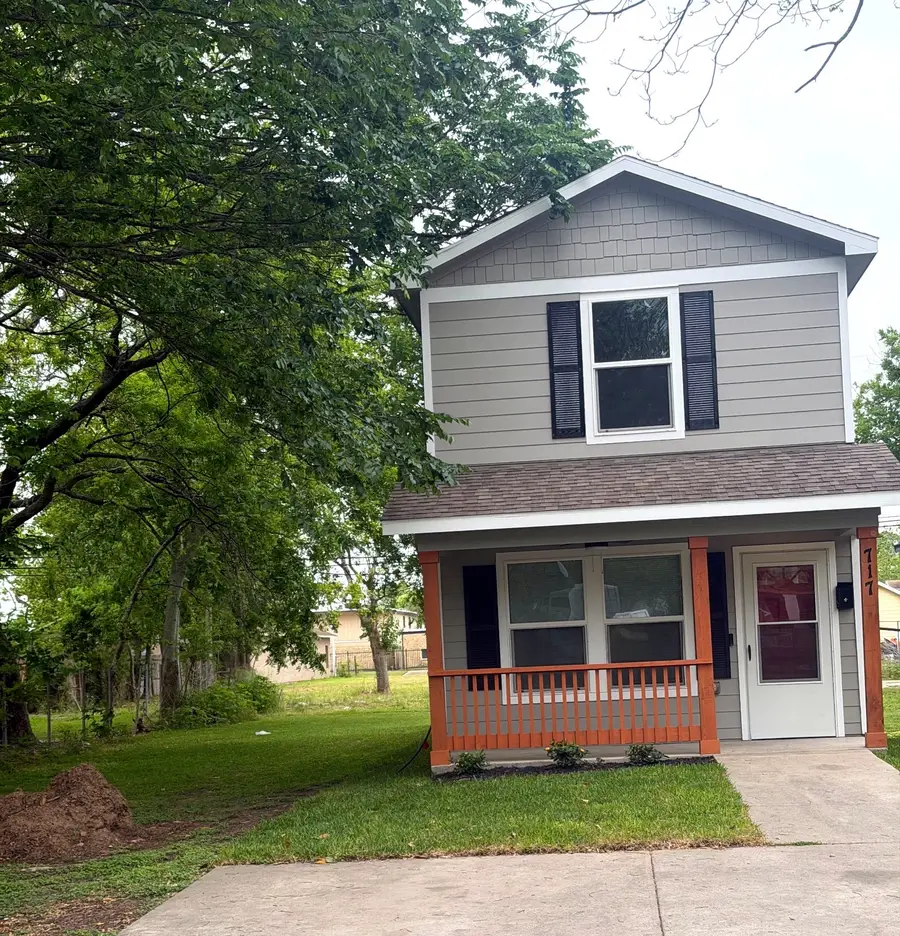 717 6th Avenue N, Texas City, TX 77590 - #2