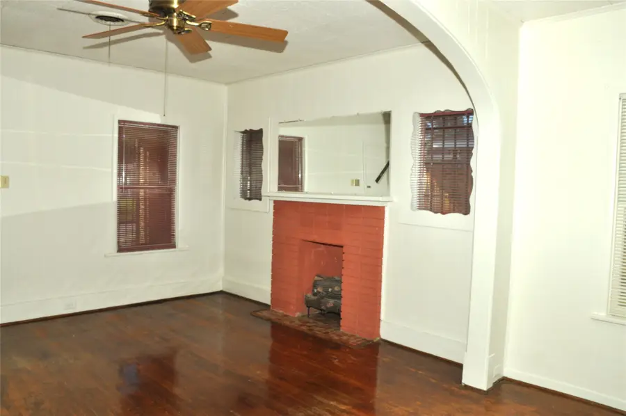 1939 Alta Vista Street, Houston, TX 77023 - Image #2