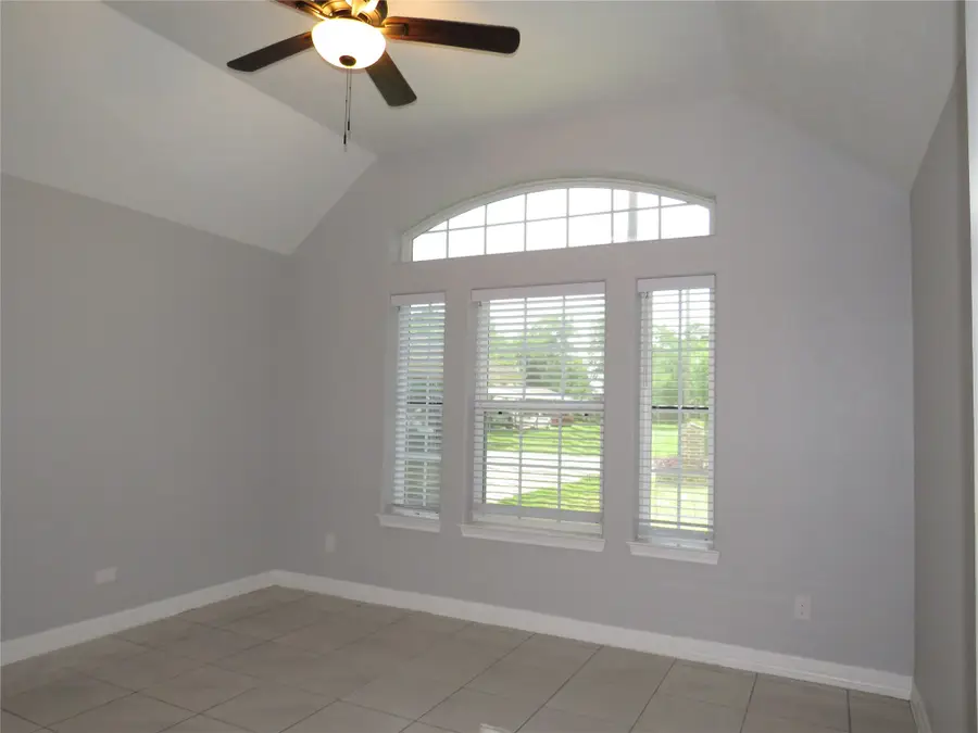 803 Avenue K, South Houston, TX 77587 - #2