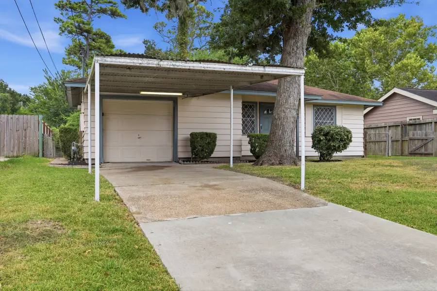 9242 Forest View Street, Houston, TX 77078 - #2