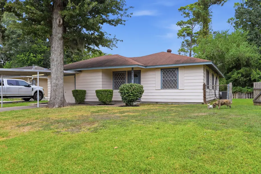 9242 Forest View Street, Houston, TX 77078 - #3