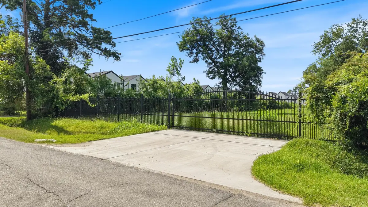 1209 De Soto Street, Houston, TX 77091 - #1