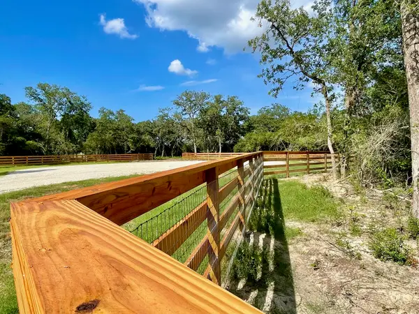 9211 Stetson Drive, Normangee, TX 77871