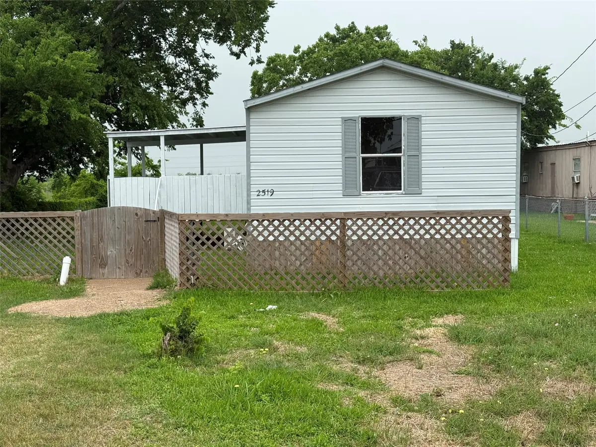 2519 Mcdonald Road, Oyster Creek, TX 77541 - #1
