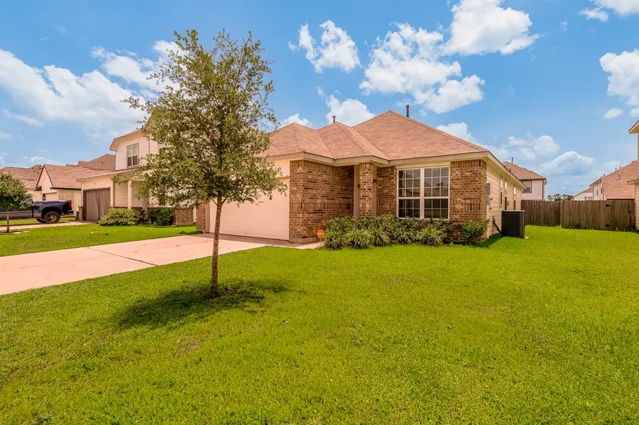 111 Pronghorn Drive, Huntsville, TX 77320 - #2
