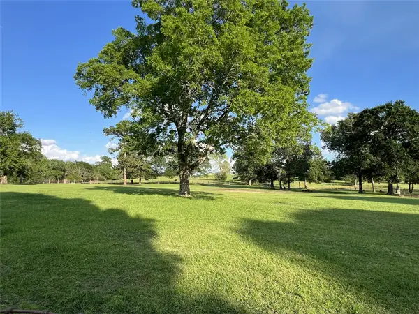 12494-725B Hill Creek Road, Montgomery, TX 77356