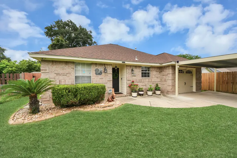 702 Ruth Street, Baytown, TX 77520 - #2
