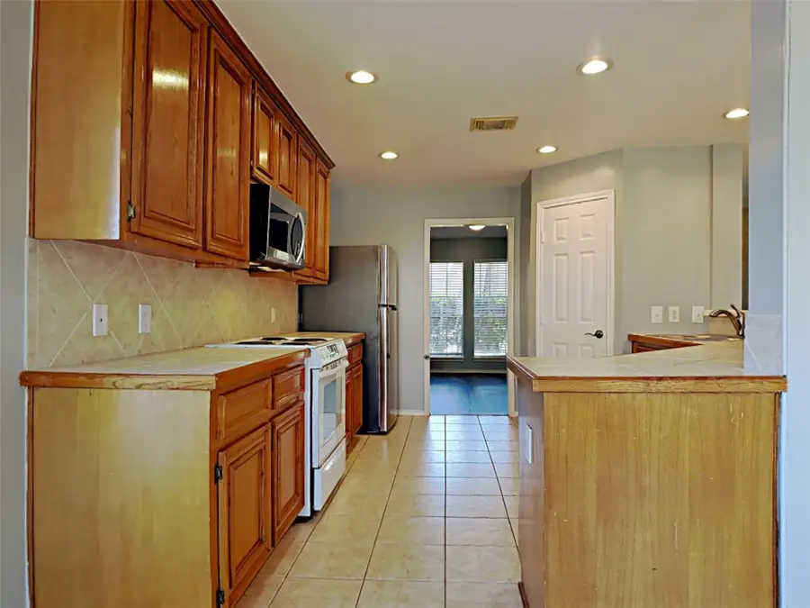 5307 Derbyshire Drive, Katy, TX 77493 - #2