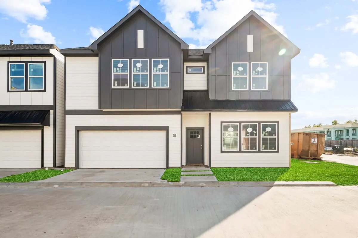 6702 Metro Blvd #18, Houston, TX 77083 - Image #1