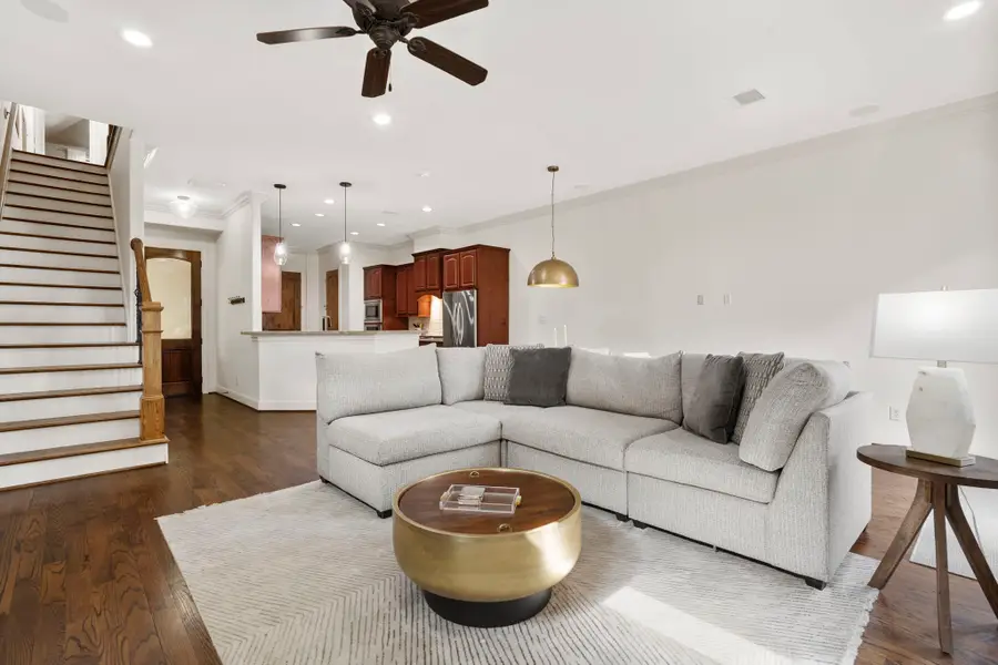 1334 Alexander Street, Houston, TX 77008 - Image #2