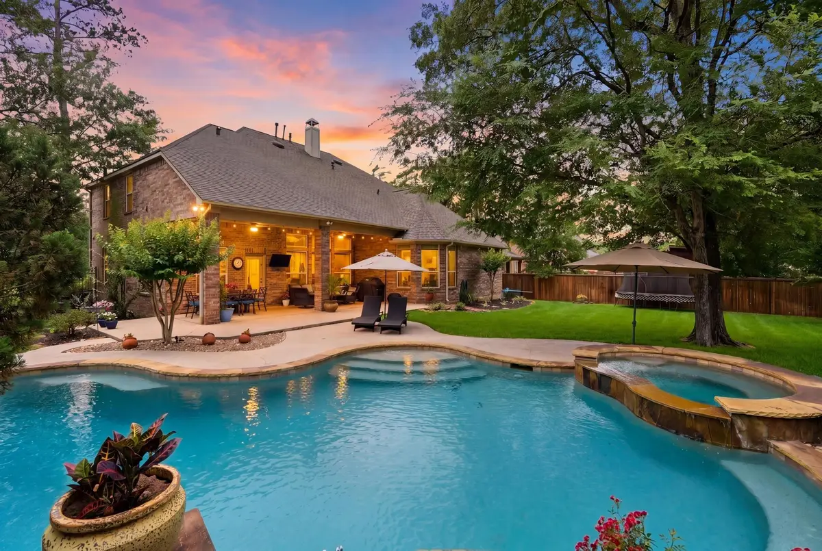 2 Indigo Bunting Place, The Woodlands, TX 77389 - #1