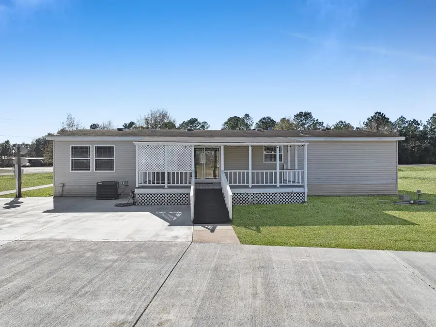 18028 Klein Road, Winnie, TX 77665 - Image #2