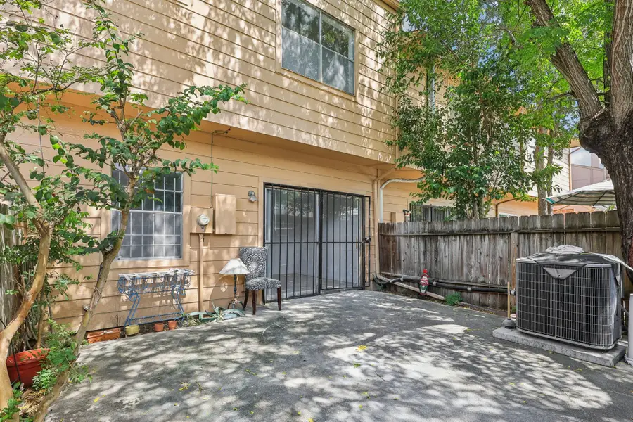 7700 Creekbend Drive #70, Houston, TX 77071 - Image #3