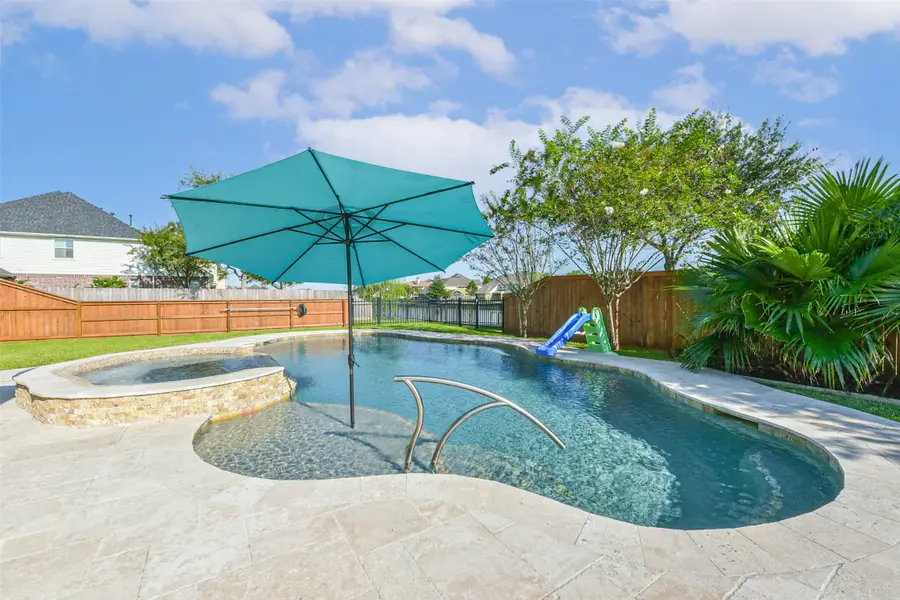 2314 Leslies Court, Friendswood, TX 77546 - Image #3