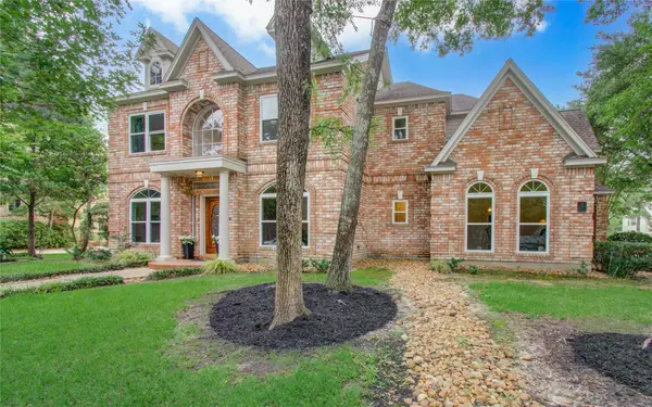 2 English Glade Court #2, The Woodlands, TX 77381