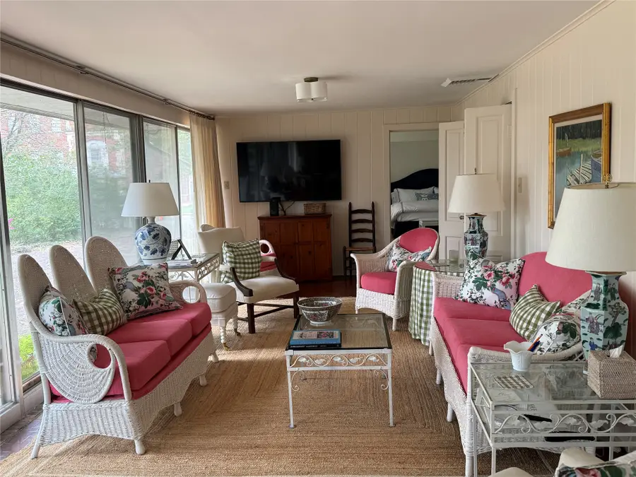 107 West Wheat Street W, Woodville, TX 75979 - #2