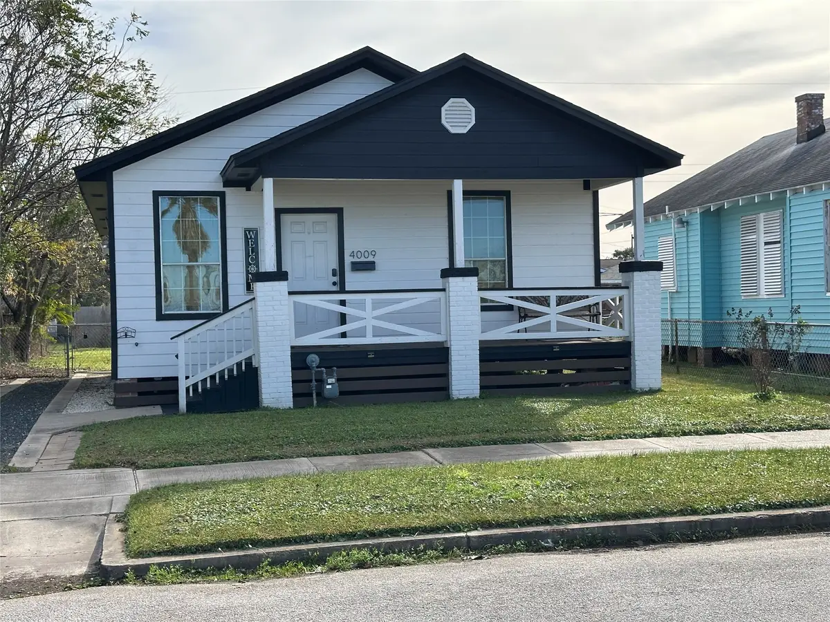 4009 Avenue L, Galveston, TX 77550 - #1