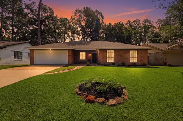 426 Eastwood Drive, New Caney, TX 77357