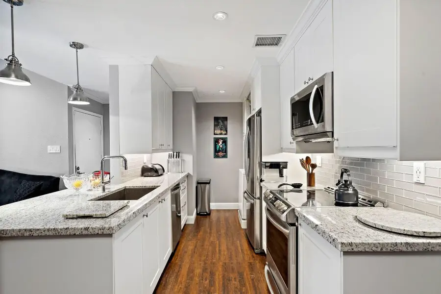 1818 Augusta Drive #6, Houston, TX 77057 - #2