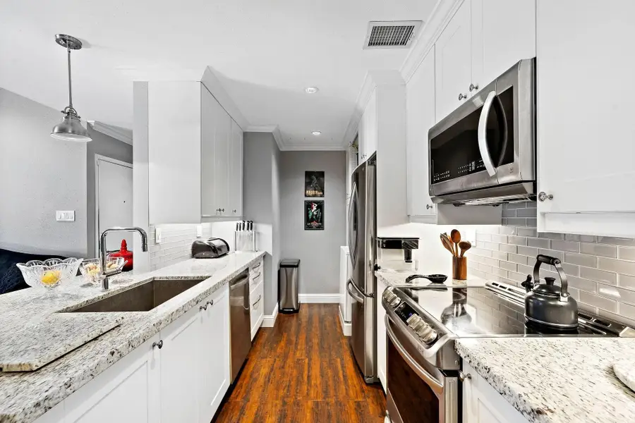1818 Augusta Drive #6, Houston, TX 77057 - #3