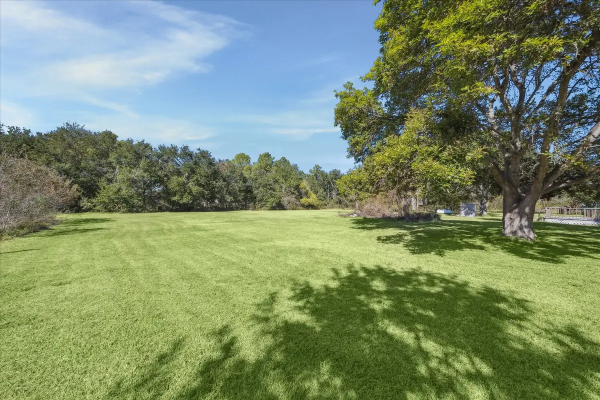 1515 Algoa Friendswood Road, Alvin, TX 77511 - Image #1