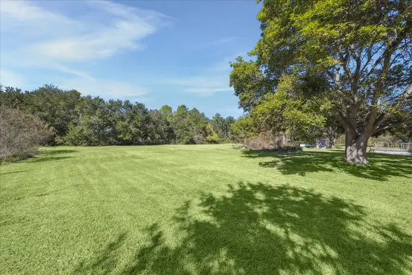 1515 Algoa Friendswood Road, Alvin, TX 77511