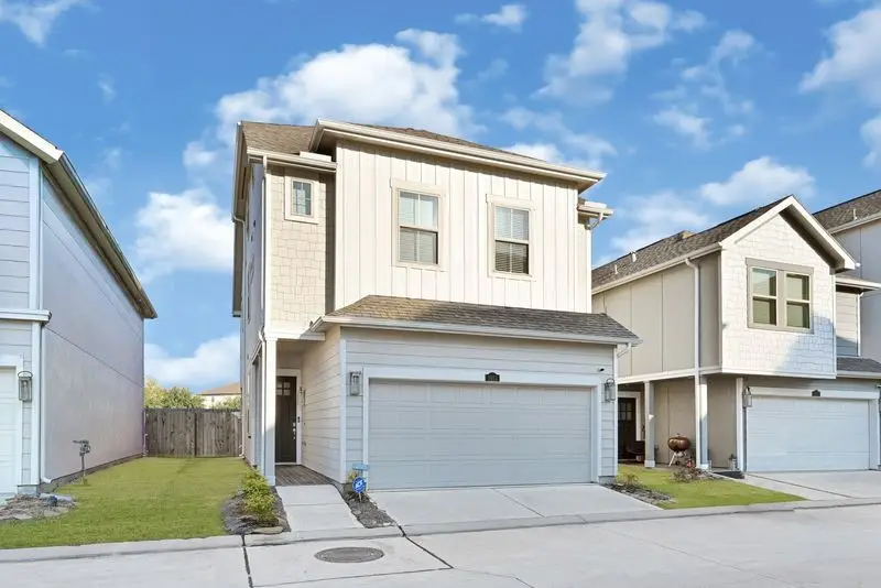 1913 Kirby Landing Drive, Houston, TX 77051 - #1